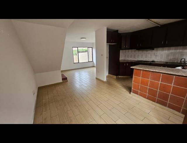 3 BEDROOM TOWNHOUSE FOR SALE IN RESERVOIR HILLS